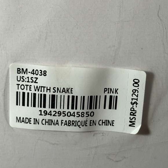 NWT Badgley Mischka tote. - Picture 8 of 9